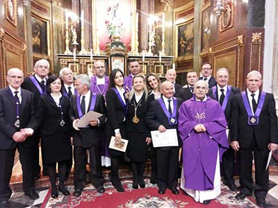 7 confrati tagliano la soglia dei 50 anni di iscrizione alla confraternita dell'Addolorata