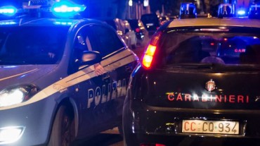 polizia e carabinieri - notte - posto di blocco