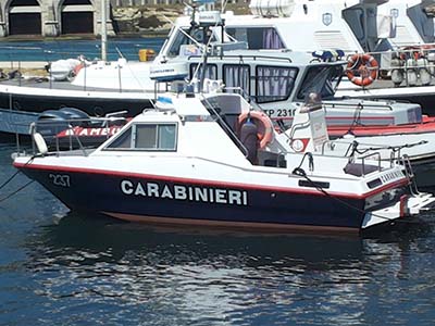 Operazione dei Carabinieri di Favignana contro tre ricciaioli