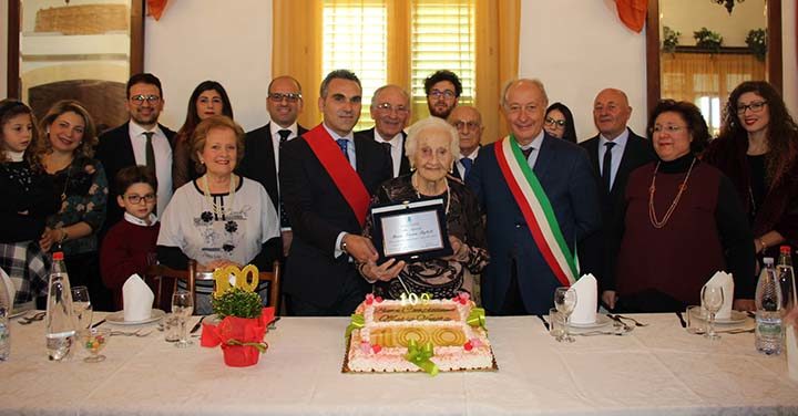 Nuova centenaria a marsala è nonna Maria Venera Figlioli